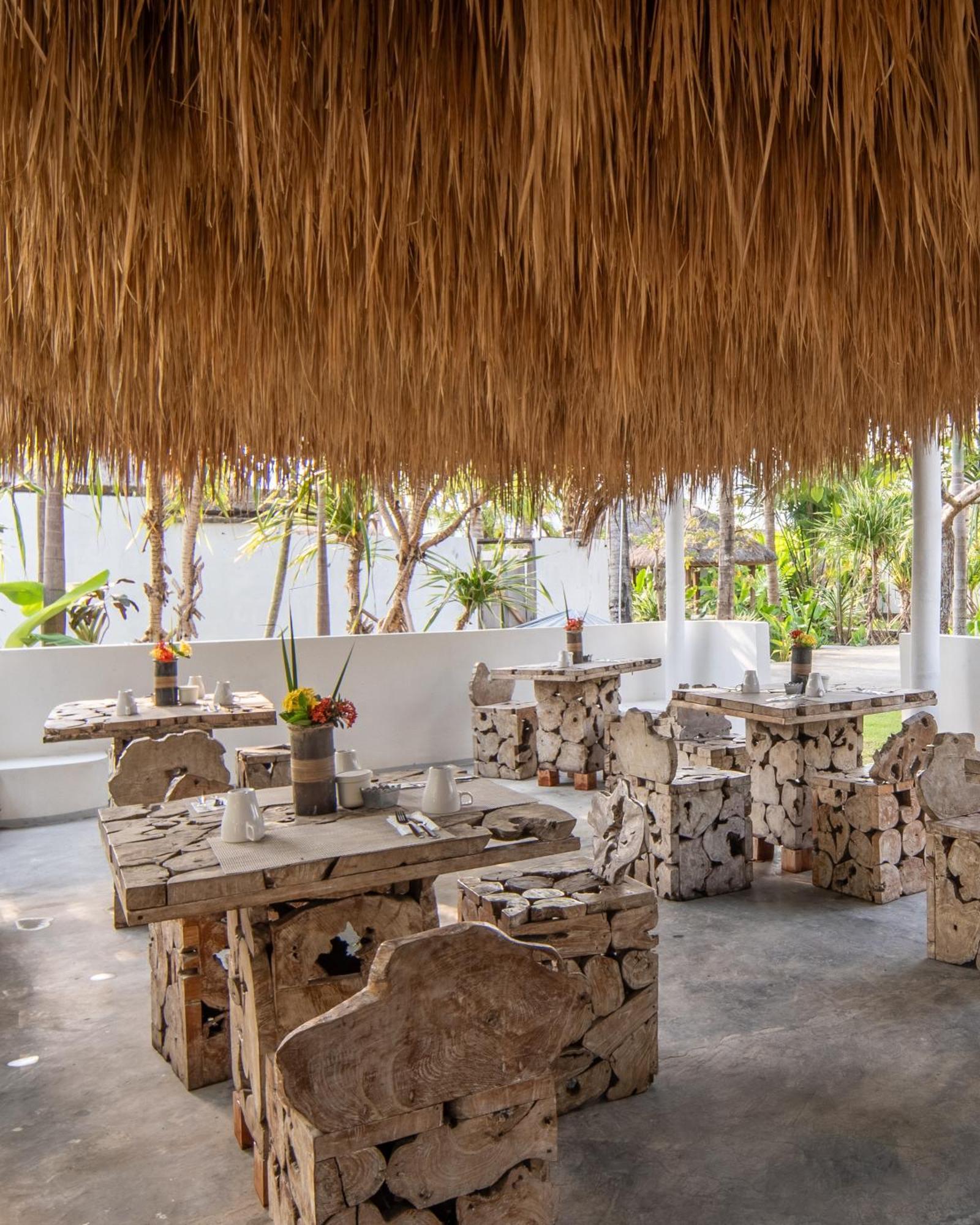 Tiki Boutique Hotel Spa Lombok Selong Belanak Exteriör bild